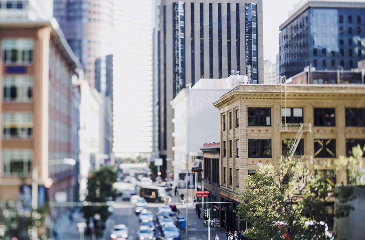 Студенты на занятиях в колледже КМИТ